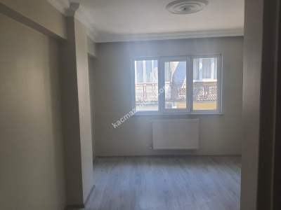 Yıldırım Hacı Seyfettin Mah İncirli Cad Satılık Daire 24