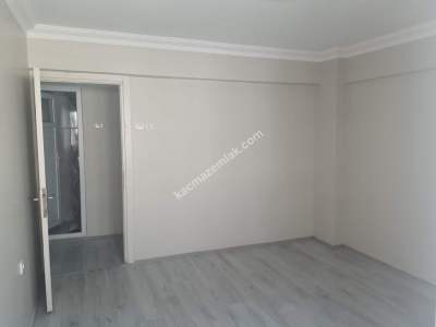 Yıldırım Hacı Seyfettin Mah İncirli Cad Satılık Daire 34