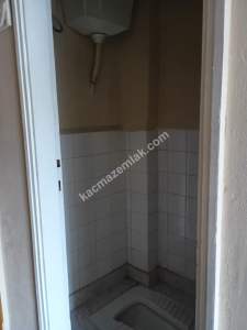 İncirli Caddesinde Geniş Teraslı 2+1 Daire 8