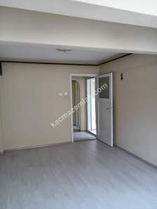 İncirli Caddesinde Geniş Teraslı 2+1 Daire 7