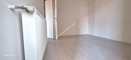 Bursa Yıldırım Yiğitler Mah.satılık Daire 3+1 12