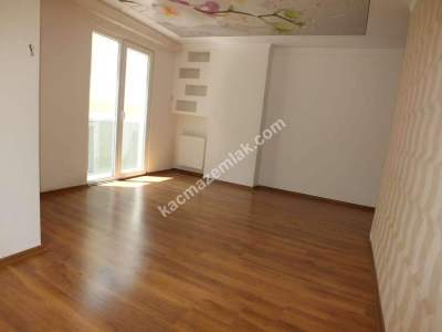 Denizli Çal Cumhuriyet Mah. 3+1 Satılık Daire 10