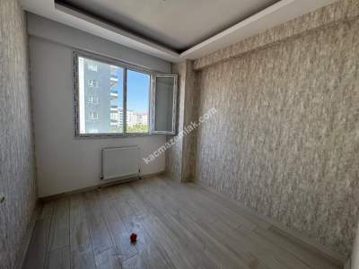 Diyarbakır Yenişehir 450 Evler Site 2+1 Satılık Daire 2