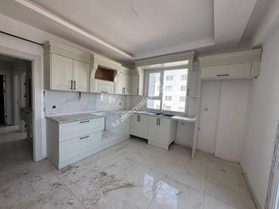 Diyarbakır 450 Evler Carel Yapı Site 2+1 Satılık Daire 3