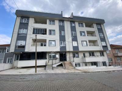 Düzce Gümüşova Yeni Mahallede 3+1 Satılık Daire 1