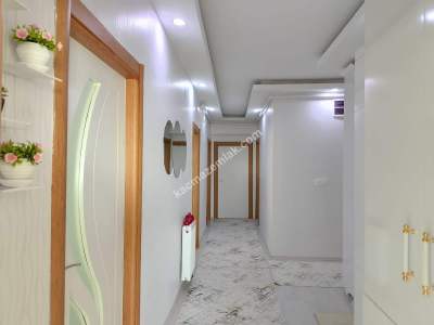 Sanayi Mahallesinde Sıfırdan Farksız Lüx Yapılı Satılık 9