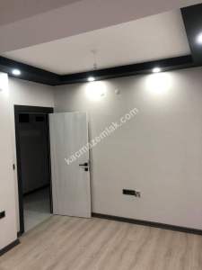 Kaçmaz'dan Zafer Mah. 2+0 Daire 8