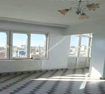 İnönü Cadde Üstünde Çok Uygun 2+1 Asansörlü Daire 1