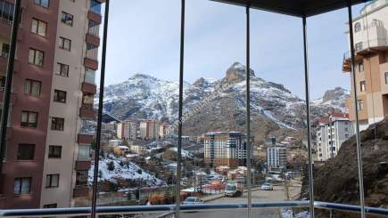 Gümüşhane Merkez Oltanbey Mahallesinde Satılık 3+1 Dair 9