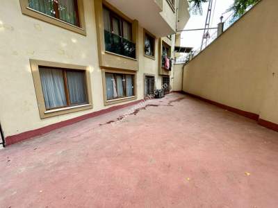 Ataşehir Esatpaşa Site İçinde 1+1 Ayrı Mutfak Daire 24