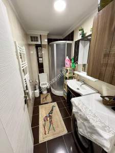 Ataşehir Esatpaşa Site İçinde 1+1 Ayrı Mutfak Daire 12