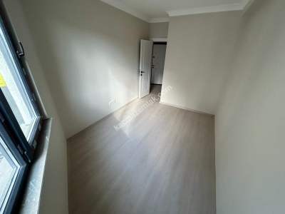 Esatpaşa 2.Kat 2+1 75 M2 Açık Mutfak Balkonlu Sıfır 15