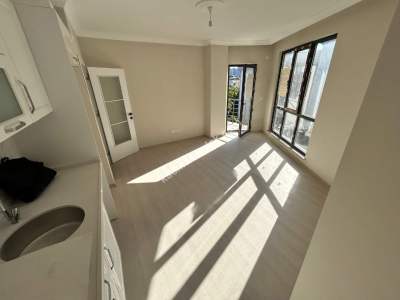 Esatpaşa 2.Kat 2+1 75 M2 Açık Mutfak Balkonlu Sıfır 5