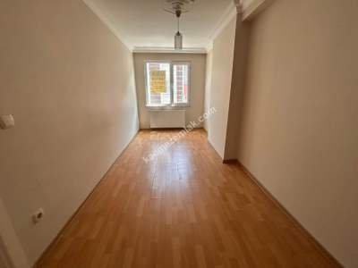 Esatpaşa 2.Kat Asansörlü 3+1 120M2 Geniş-Kullanışlı 17