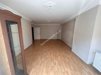 Esatpaşa 2.Kat Asansörlü 3+1 120M2 Geniş-Kullanışlı 6