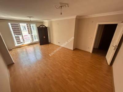 Esatpaşa 2.Kat Asansörlü 3+1 120M2 Geniş-Kullanışlı 3