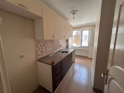 Esatpaşa 2.Kat Asansörlü 3+1 120M2 Geniş-Kullanışlı 9