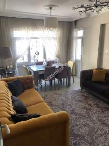 Ataşehir İçerenköyde Şerefiyeli Adalar Manzaralı Daire 1