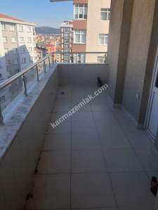 Ataşehir İçerenköyde Şerefiyeli Adalar Manzaralı Daire 6