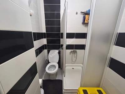 Örnek Mah Bahçe Katı 2+1 A.mutfak 70 M2 12 Yaşında 31