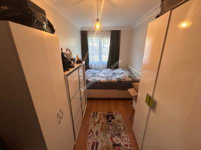 Örnek Mah Bahçe Katı 2+1 A.mutfak 70 M2 12 Yaşında 17