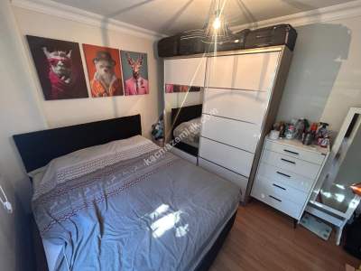 Örnek Mah Bahçe Katı 2+1 A.mutfak 70 M2 12 Yaşında 25