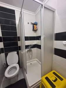 Örnek Mah Bahçe Katı 2+1 A.mutfak 70 M2 12 Yaşında 32