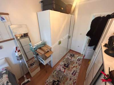 Örnek Mah Bahçe Katı 2+1 A.mutfak 70 M2 12 Yaşında 21