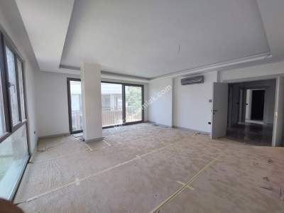 Müteaahhitten Beykoz Maritza Vadi 3+1---Tapu Masrafsız