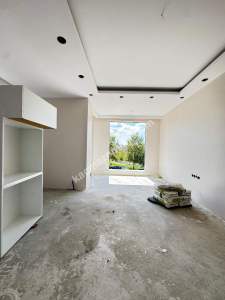 Çekmeköy Merkez'de Ebeveyn Banyolu Otoparklı 3+1 Sıfır 8