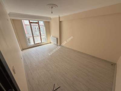 İslambey Mah'da 2+1 85M2 1.Kat Kapalı Otopark Asansör 1