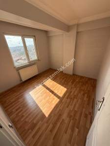 İslambey Mah'da 2+1 100 M2 1.Kat 15 Yıllık Çift Cephe 14