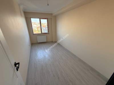 İslambey Mah'da 3+1 125 M2 1. Kat Kapalı Otoparklı 12