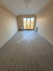 İslambey Mah'Da 2+1 95M2 1.Kat Kapalı Otopark Asansör