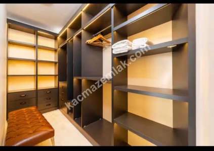 Tarihin Kalbinde Yatırımlık & Oturuma Uygun 3+1 Daire 14