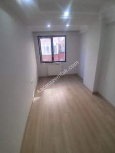 Fatih Hırka-I Şerif'te Asansörlü Yeni Binada 2+1 Daire 17