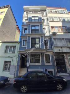 Fatih Hırka-I Şerif'te Asansörlü Yeni Binada 2+1 Daire 27