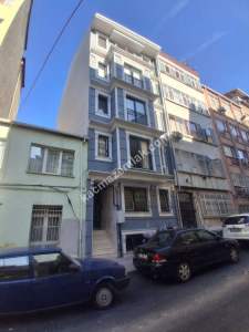 Fatih Hırka-I Şerif'te Asansörlü Yeni Binada 2+1 Daire 26