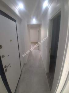 Fatih Hırka-I Şerif'te Asansörlü Yeni Binada 2+1 Daire 11