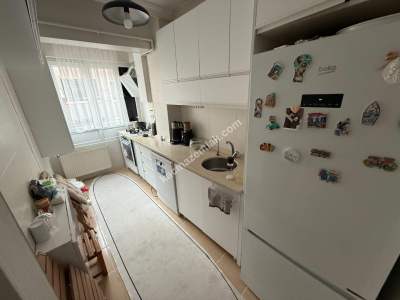 Karlıtepe Mah'da 2+1 80 M2 2.Kat İçi Komple Yenilendi 4