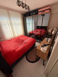 Karlıtepe Mah'da 2+1 80 M2 2.Kat İçi Komple Yenilendi 8