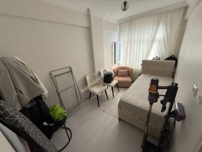 Karlıtepe Mah'da 2+1 80 M2 2.Kat İçi Komple Yenilendi 12