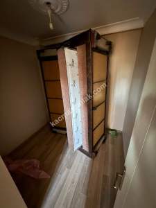 Karlıtepe Mah'da 2+1 80 M2 Açık Mutfaklı 7 Yıllık 7