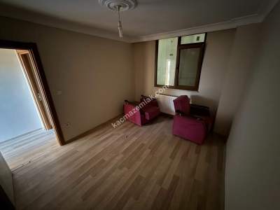 Karlıtepe Mah'da 2+1 80 M2 Açık Mutfaklı 7 Yıllık 5