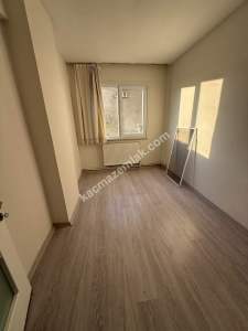 Karlıtepe Mah'da 2+1 85M2 Çift Balkonlu İçi Yenilendi 9