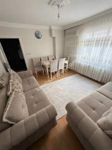 Merkez Mah'da 2+1 90 M2 3. Kat İçirisi Yenilenmiş 3