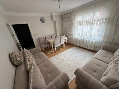Merkez Mah'da 2+1 90 M2 3. Kat İçirisi Yenilenmiş 2