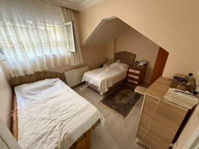 Belediye'ye 150 Metre 3+1 120 M2 Müstakil Bahçeli 13