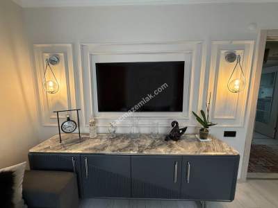 Belediye'ye 200 Metre 2+1 90 M2 2. Kat İçi Yenilenmiş 3