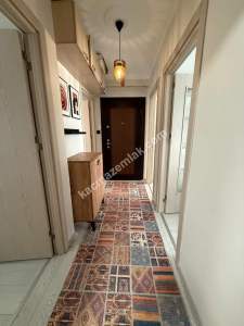 Belediye'ye 200 Metre 2+1 90 M2 2. Kat İçi Yenilenmiş 18